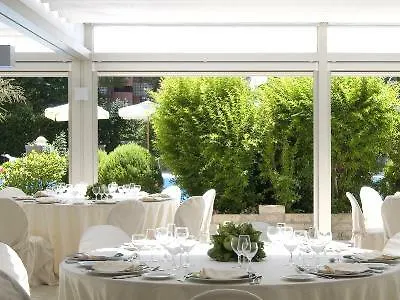 Hotel - Eur Parco Dei Medici By Ihg 4*