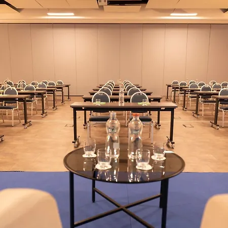 - Eur Parco Dei Medici By Ihg 4* Róma