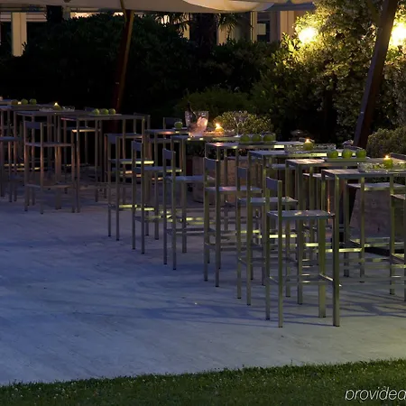 Hotel - Eur Parco Dei Medici By Ihg 4*